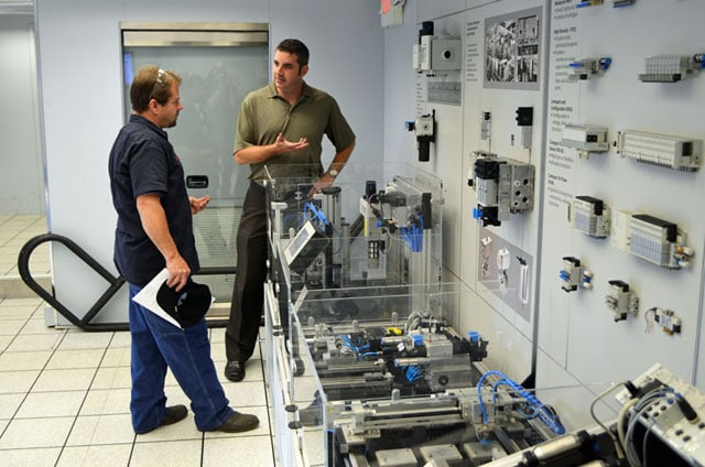 Festo’s Mobile Mechatronics Lab Rolls into Airfloat